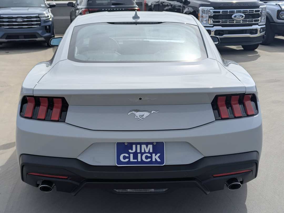 2026 Ford Mustang EcoBoost - Image 3