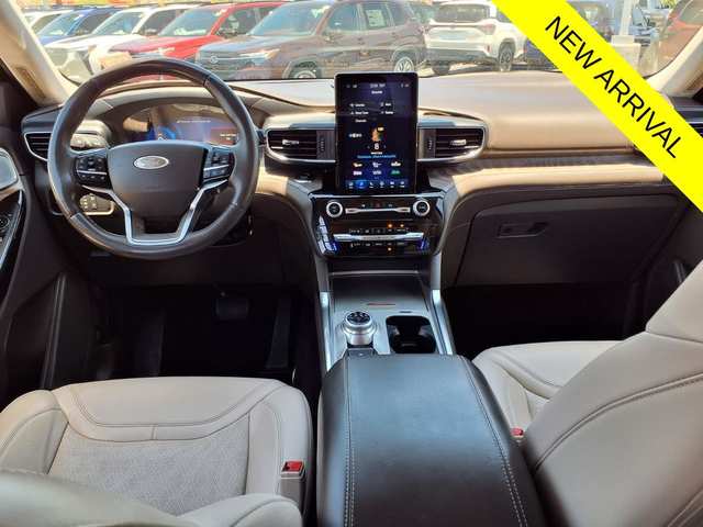 2022 Ford Explorer Platinum