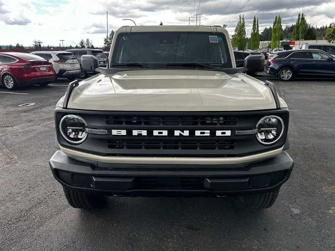 2026 Ford Bronco Big Bend - Image 3
