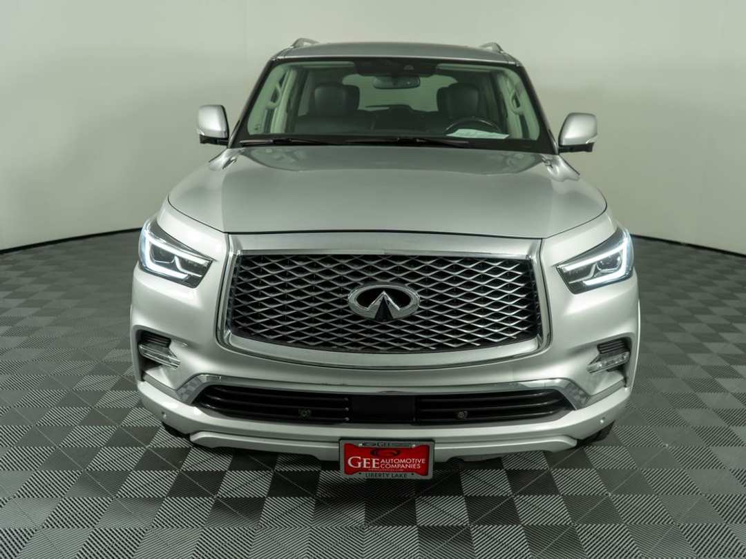 2019 INFINITI Qx80 LUXE - Image 2