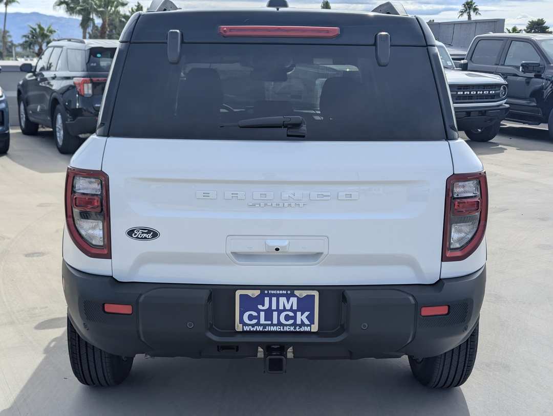 2026 Ford Bronco Sport Outer Banks - Image 3