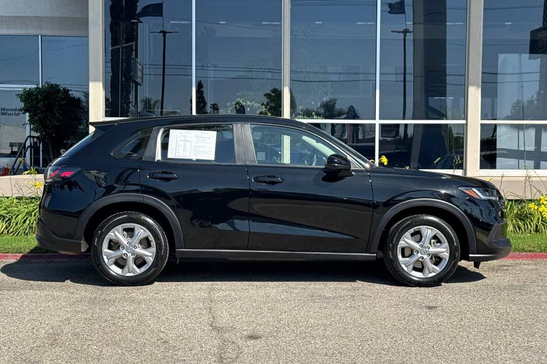 2025 Honda HR-V LX - Image 3