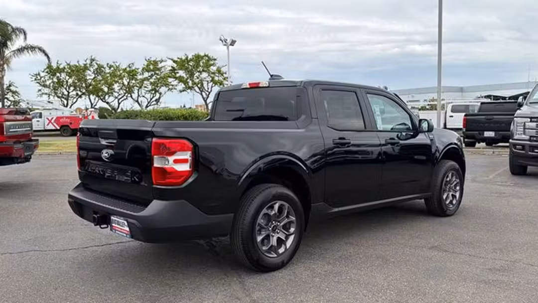 2026 Ford Maverick XLT - Image 3