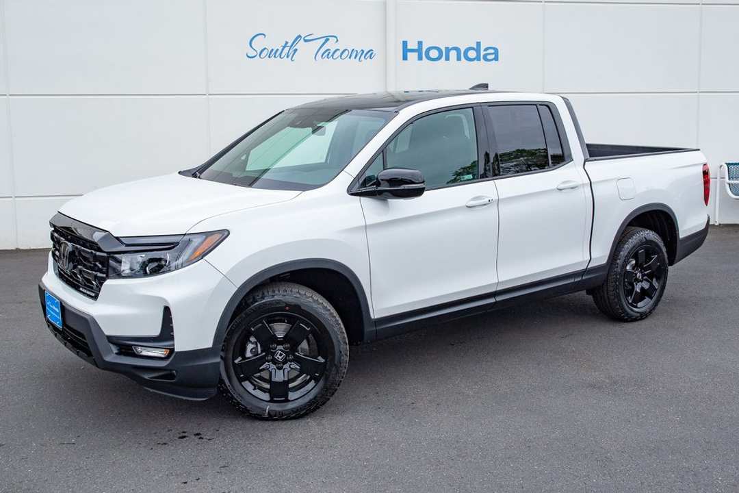 2026 Honda Ridgeline Black Edition - Image 2