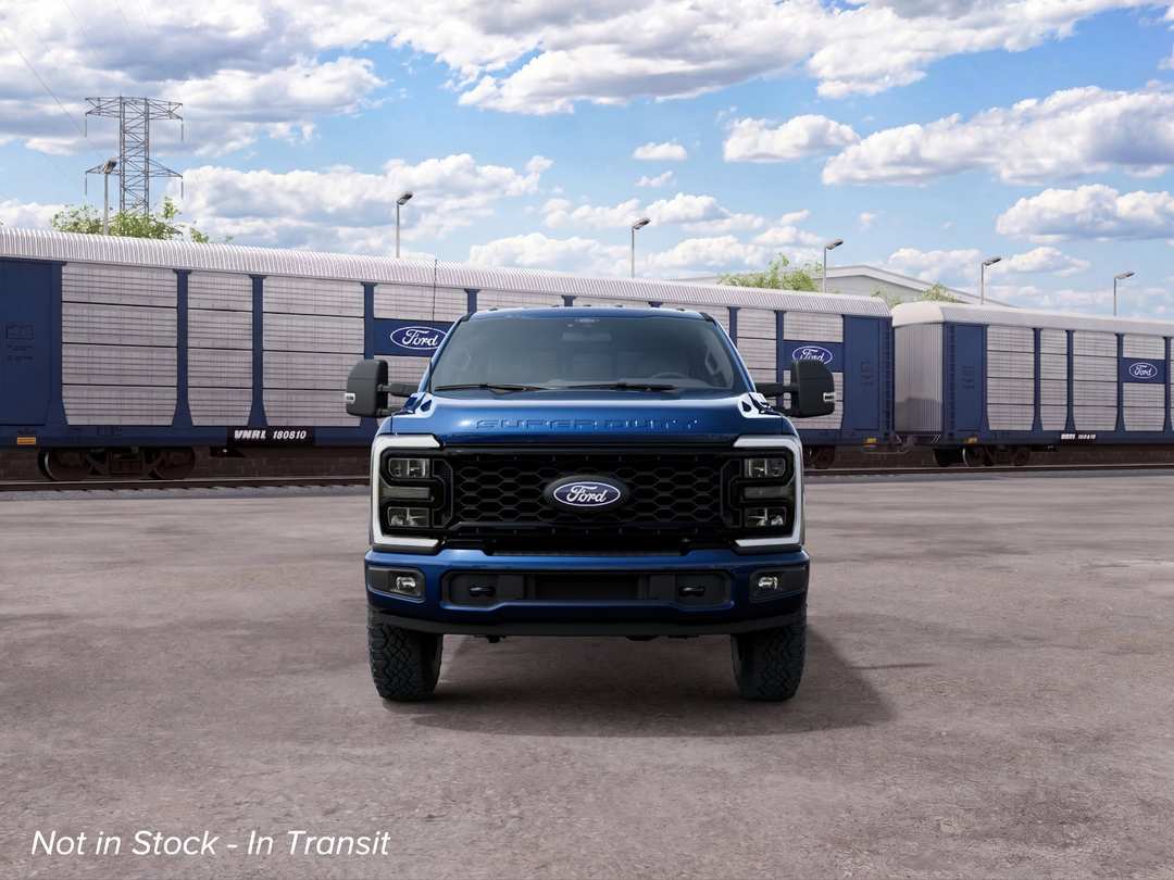 2027 Ford Super Duty F-350 Srw XLT - Image 3