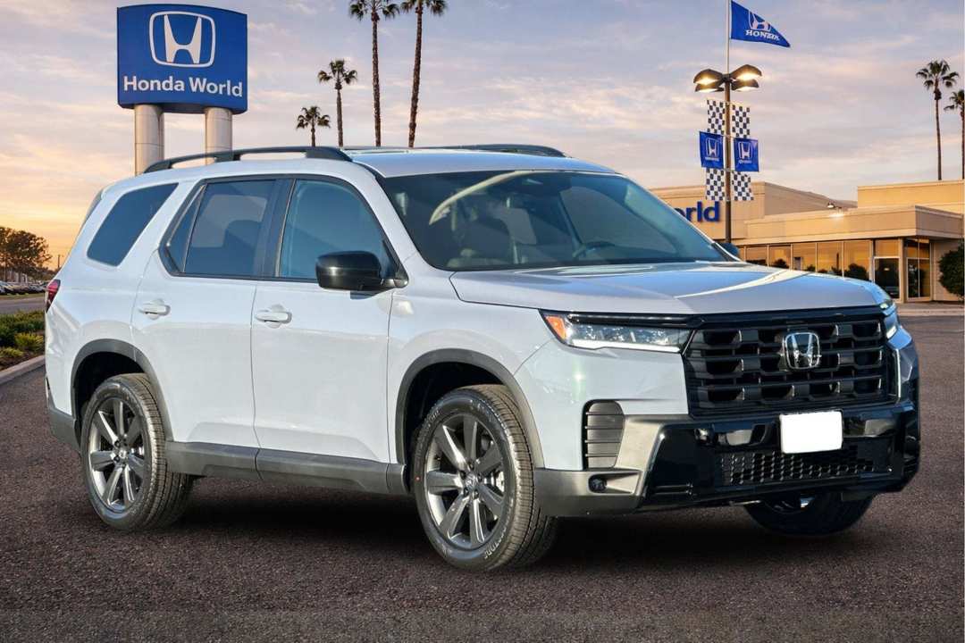 2026 Honda Pilot Sport - Image 2