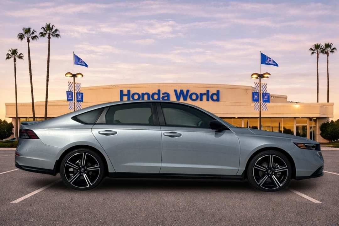 2026 Honda Accord Hybrid Sport - Image 3