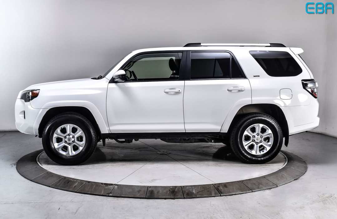 2024 Toyota 4Runner SR5 - Image 3