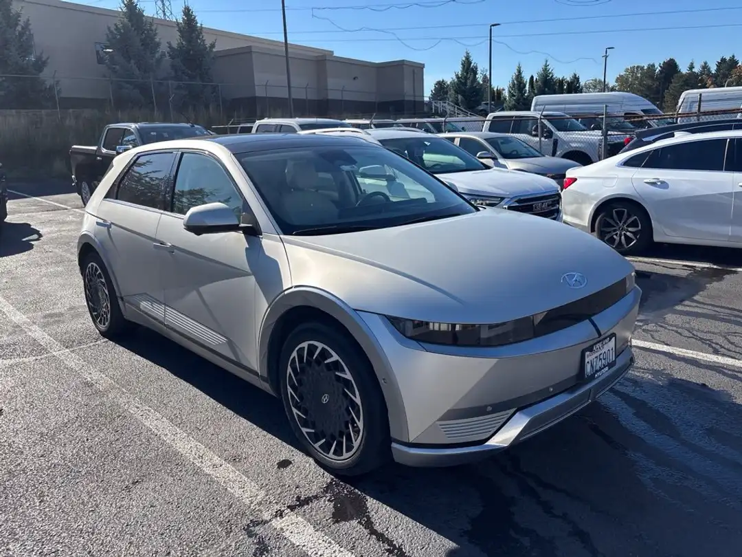 2024 Hyundai Ioniq 5 Limited - Image 3