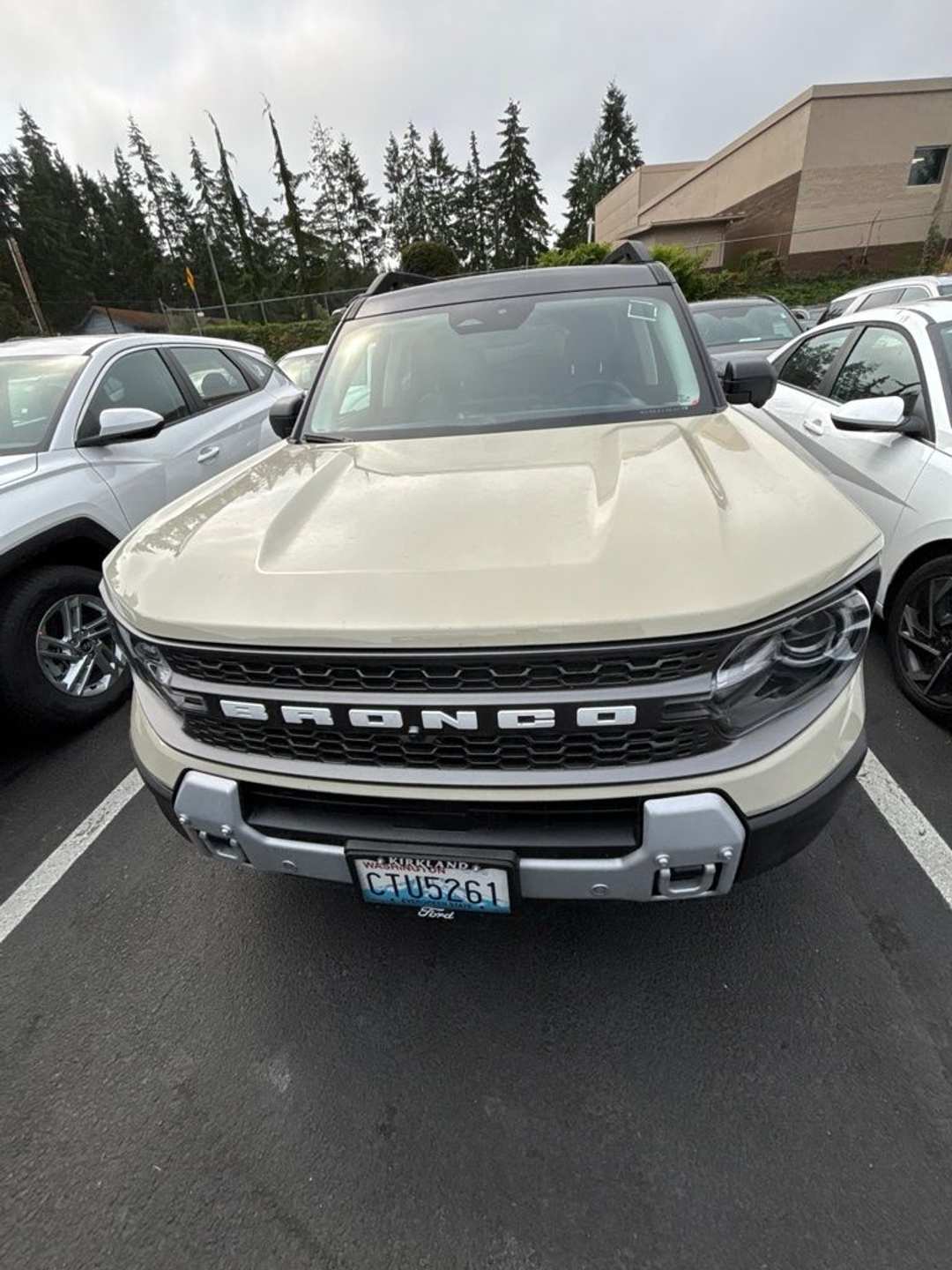 2025 Ford Bronco Sport Badlands - Image 2