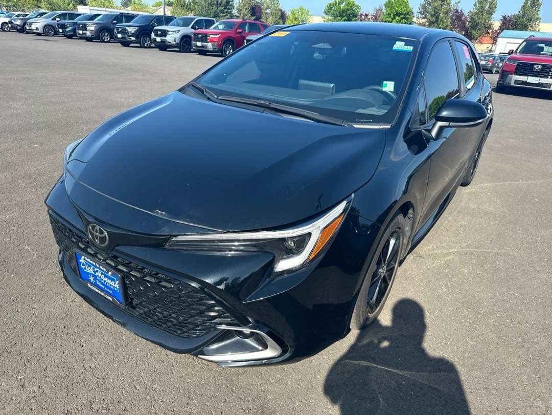 2024 Toyota Corolla XSE - Image 2