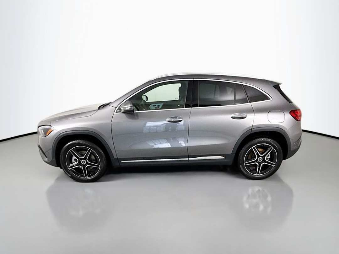 2026 Mercedes-Benz GLA GLA 250 - Image 2