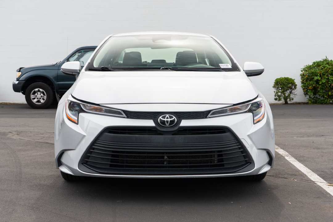 2024 Toyota Corolla LE - Image 2