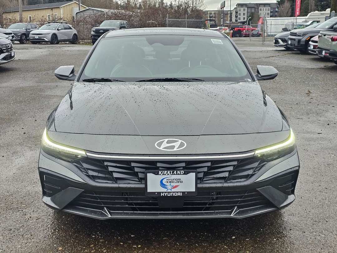 2026 Hyundai Elantra Hybrid Limited - Image 2
