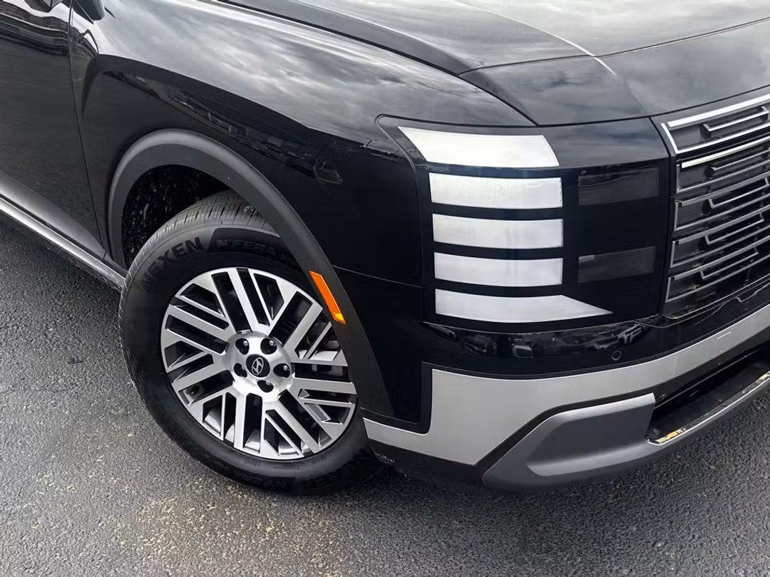 2026 Hyundai Palisade SEL - Image 2