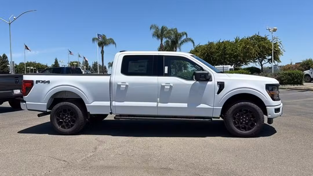 2026 Ford F-150 XLT - Image 2