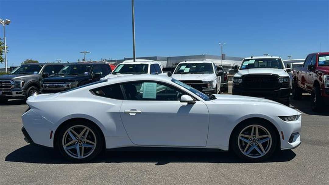 2024 Ford Mustang EcoBoost Premium - Image 2
