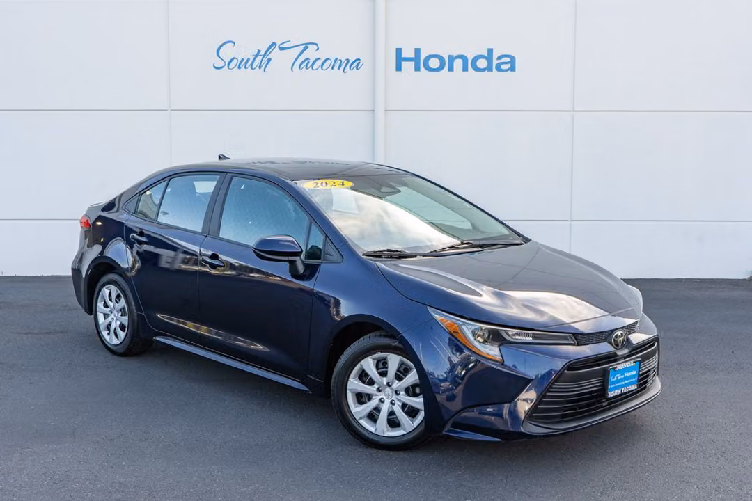 2024 Toyota Corolla LE - Image 2