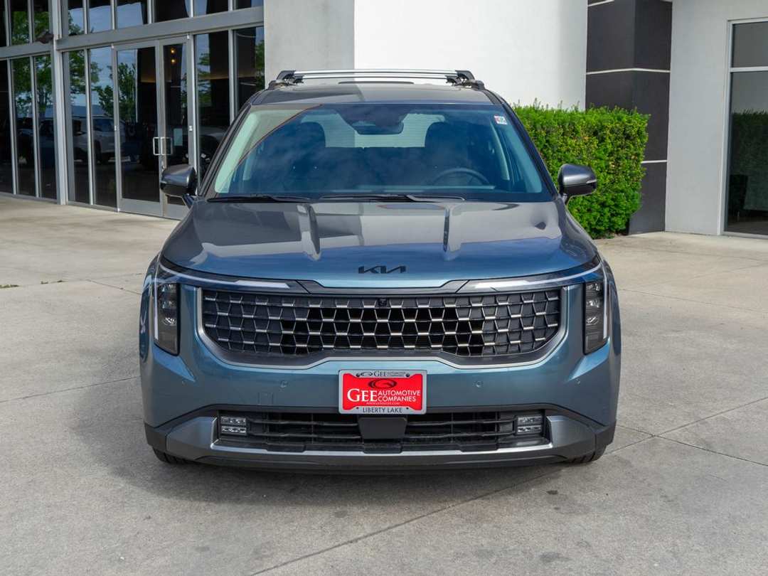2026 Kia Carnival SX - Image 2