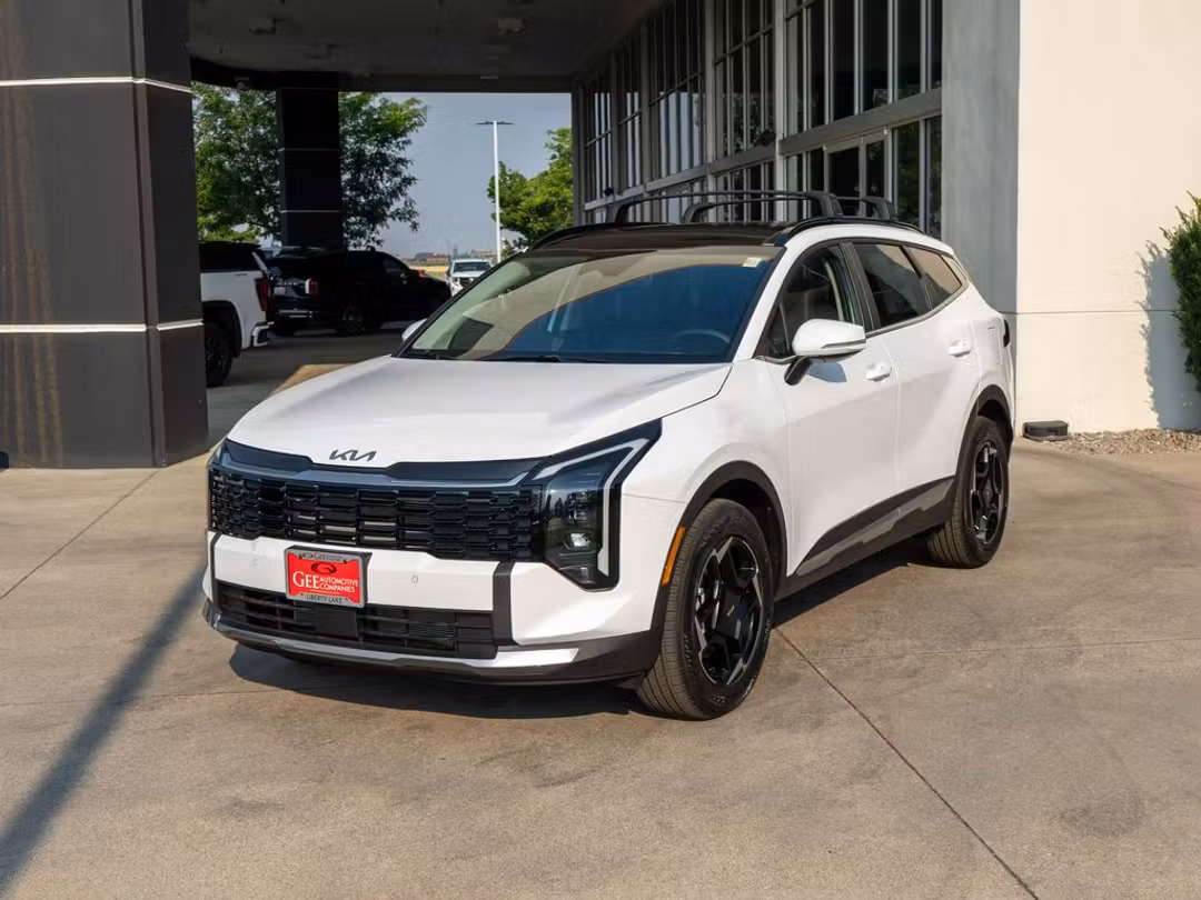 2026 Kia Sportage EX - Image 3