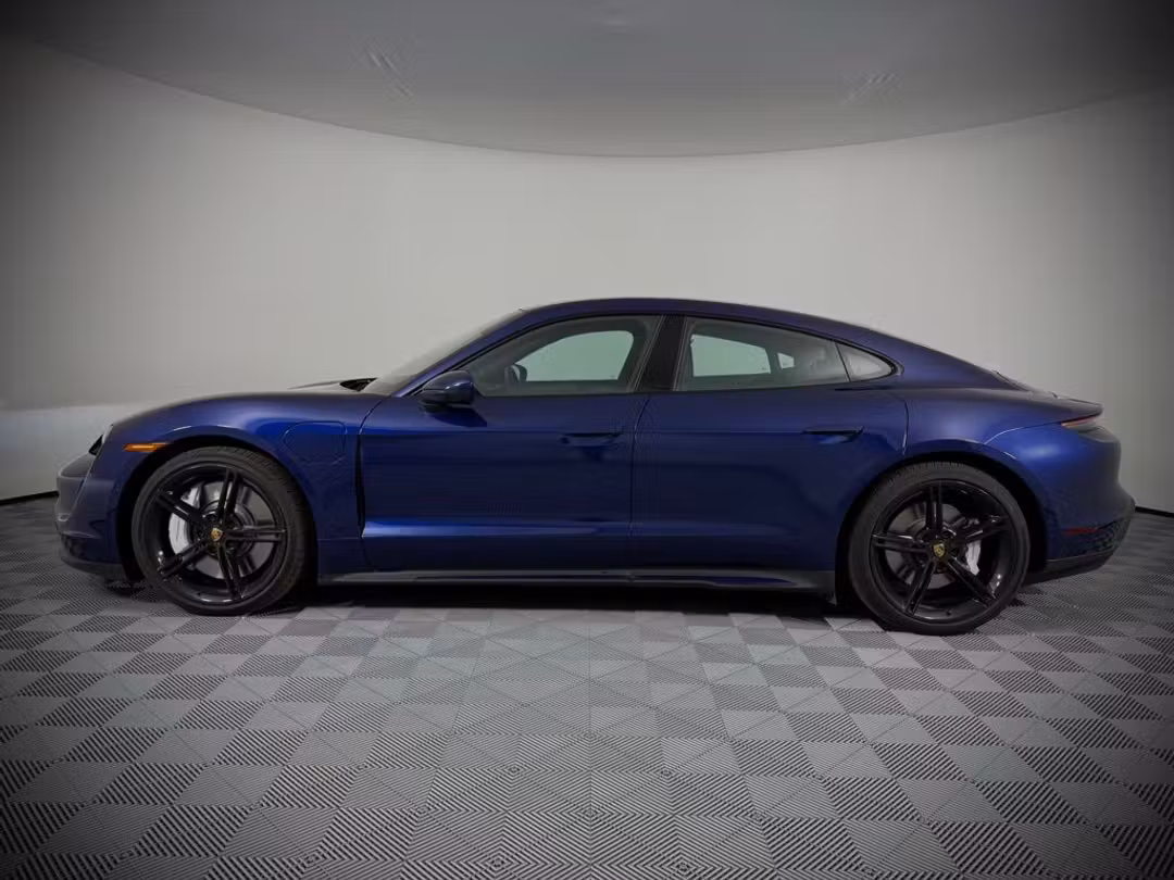 2024 Porsche Taycan - Image 2
