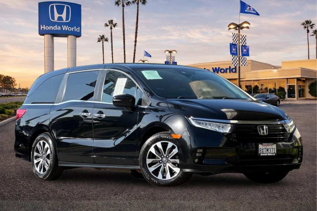 2022 Honda Odyssey EXL - Image 2