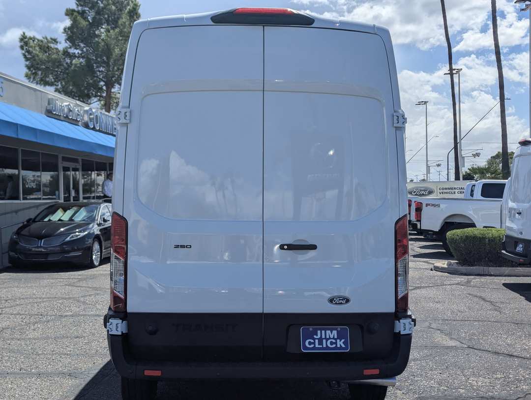 2027 Ford Transit Cargo - Image 3