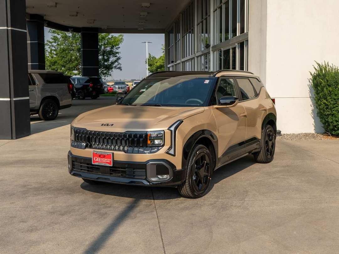 2027 Kia Seltos XLine S - Image 3