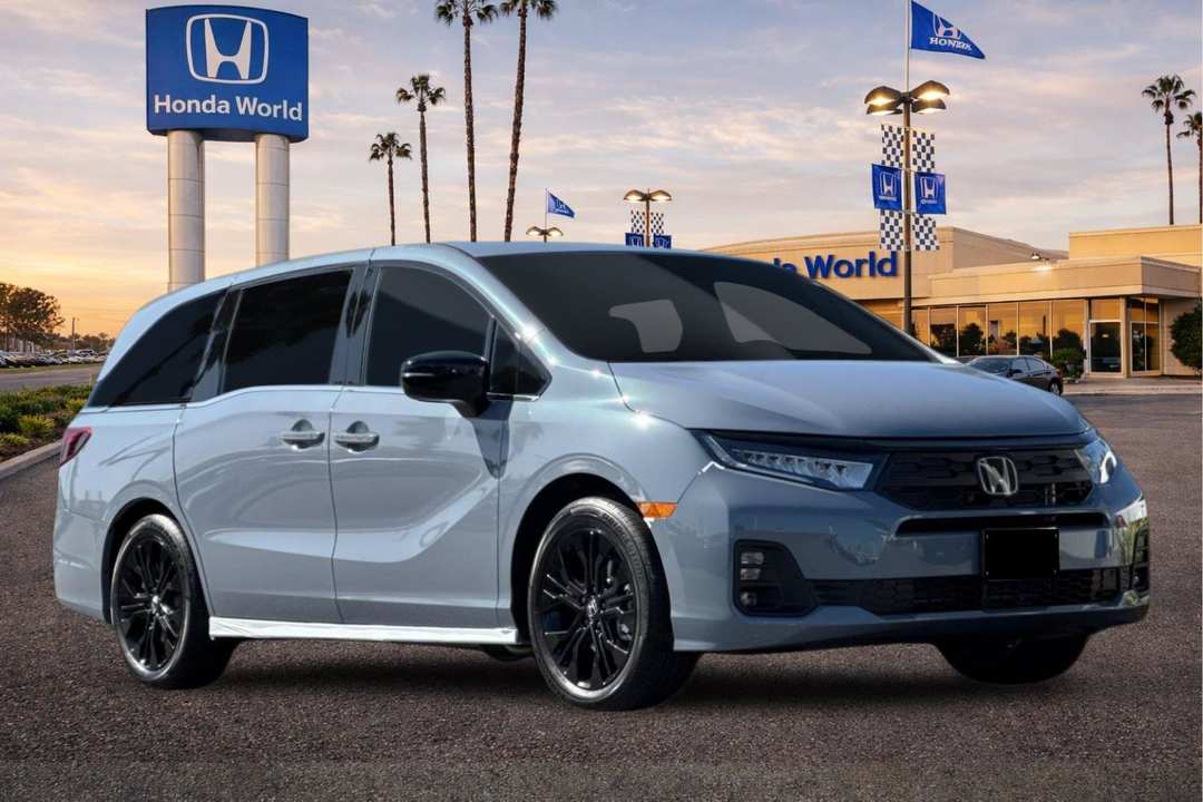 2027 Honda Odyssey SportL - Image 2