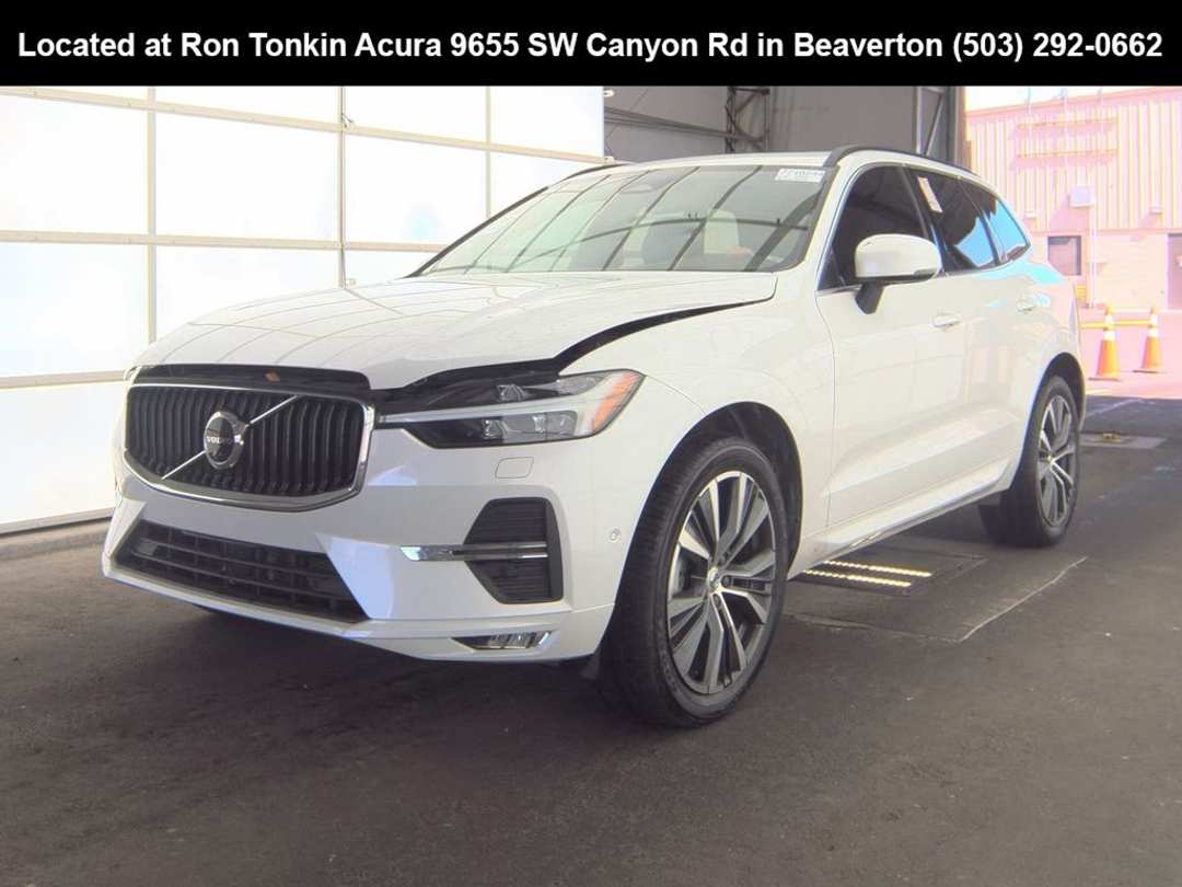 2022 Volvo Xc60 B5 Momentum - Image 3