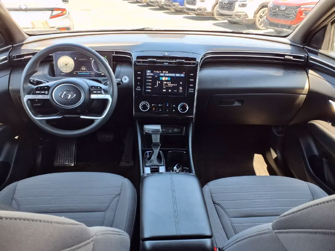 2022 Hyundai Santa Cruz SEL - Image 2