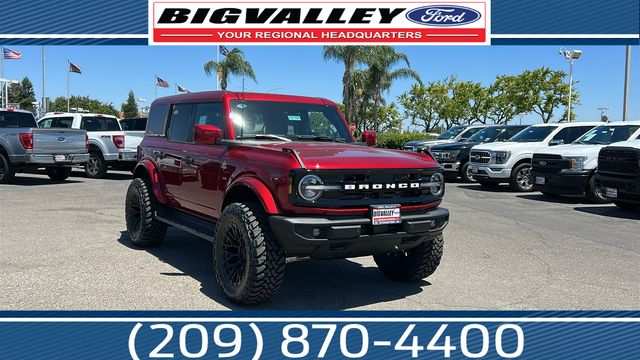 2026 Ford Bronco Outer Banks