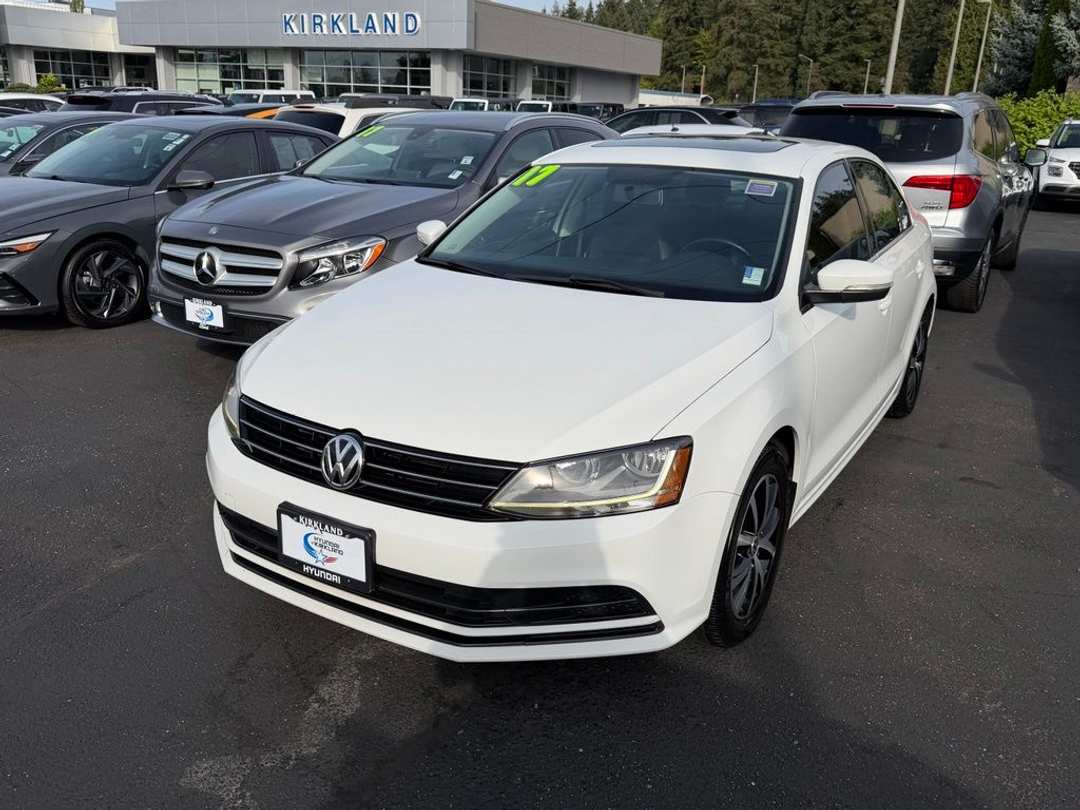 2017 Volkswagen Jetta 1.4T SE - Image 3
