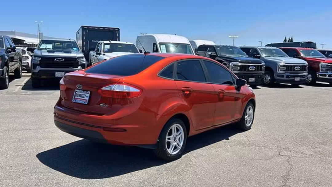 2018 Ford Fiesta SE - Image 3