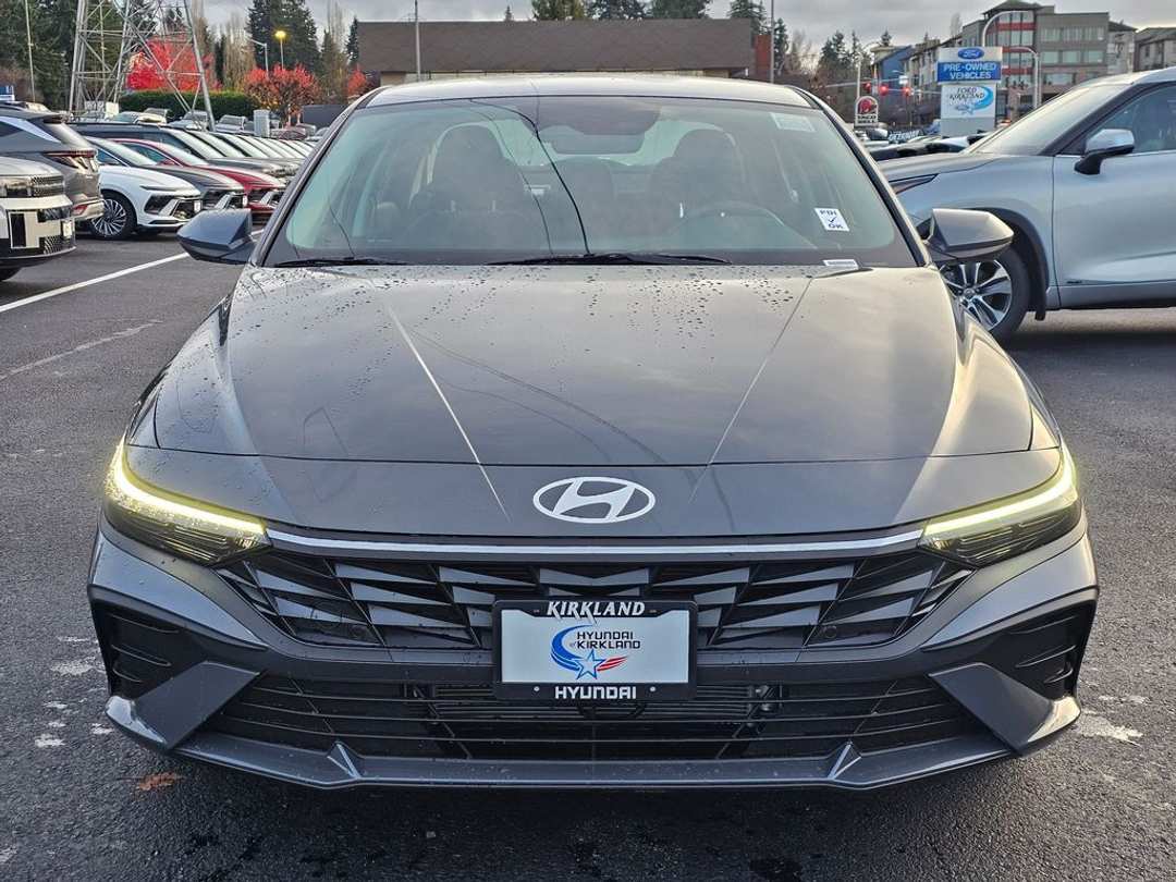 2026 Hyundai Elantra Hybrid Blue - Image 2