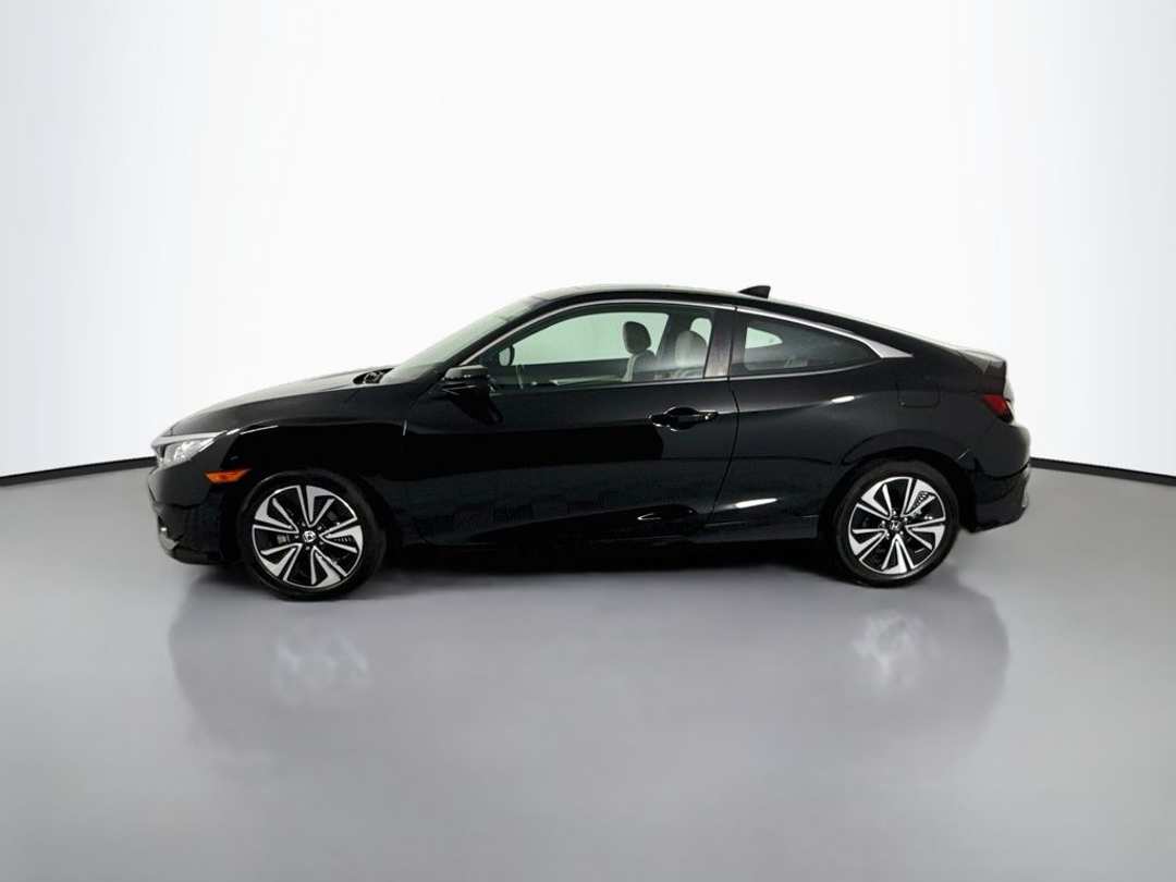 2018 Honda Civic EXT - Image 2