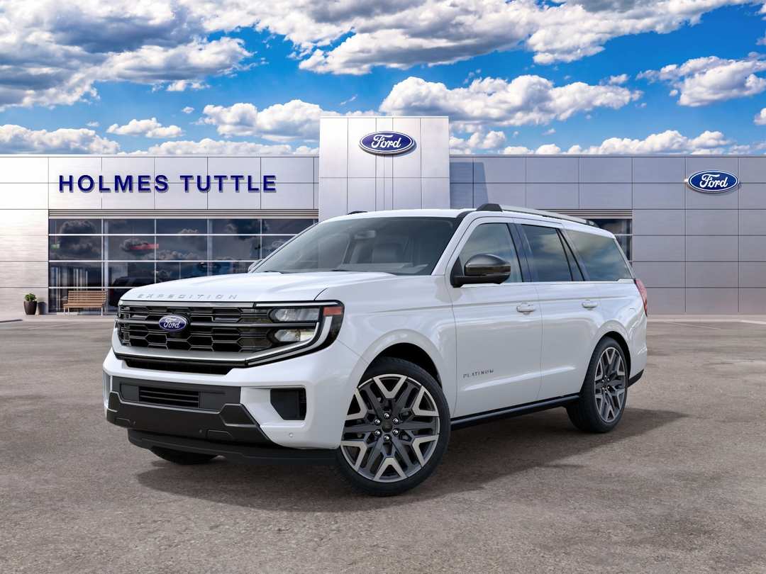 2027 Ford Expedition Platinum - Image 2