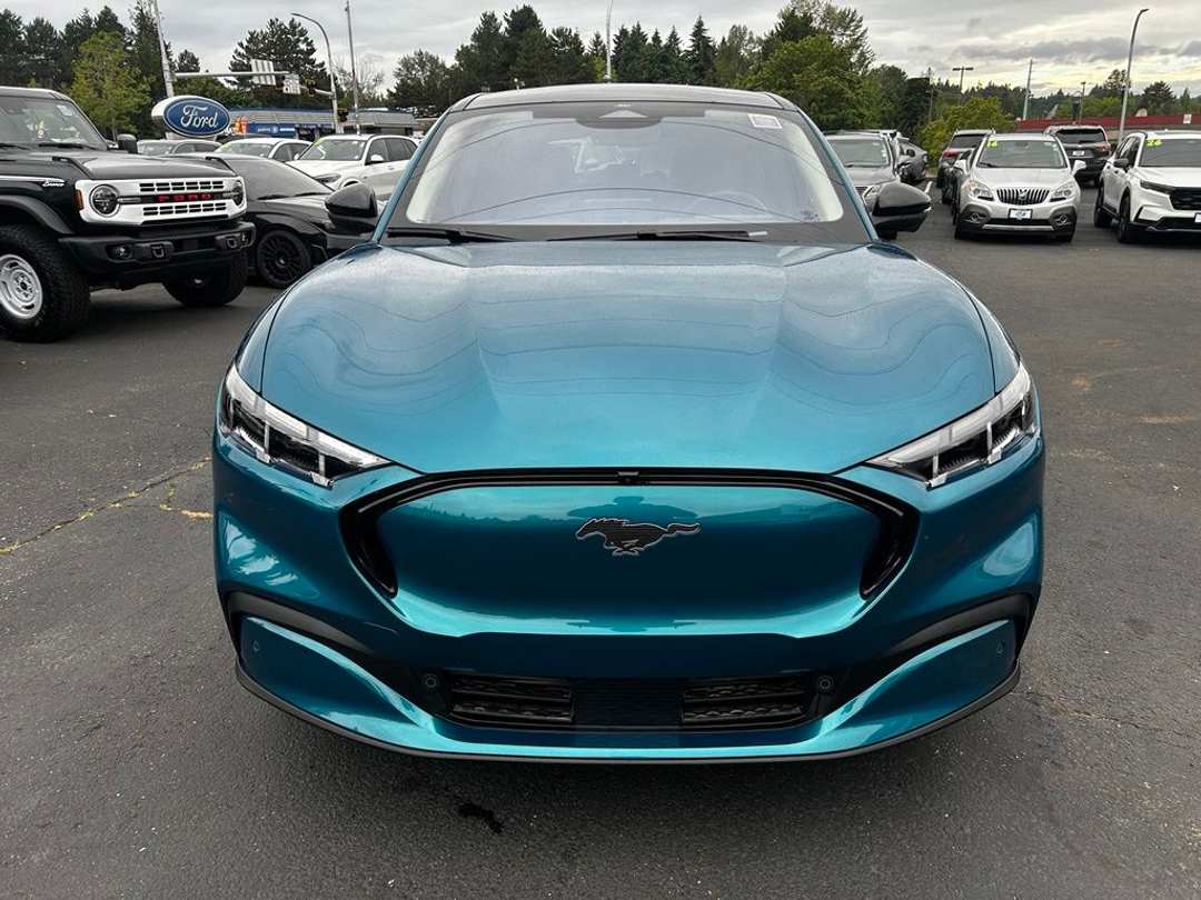 2026 Ford Mustang Mach-E Premium - Image 3