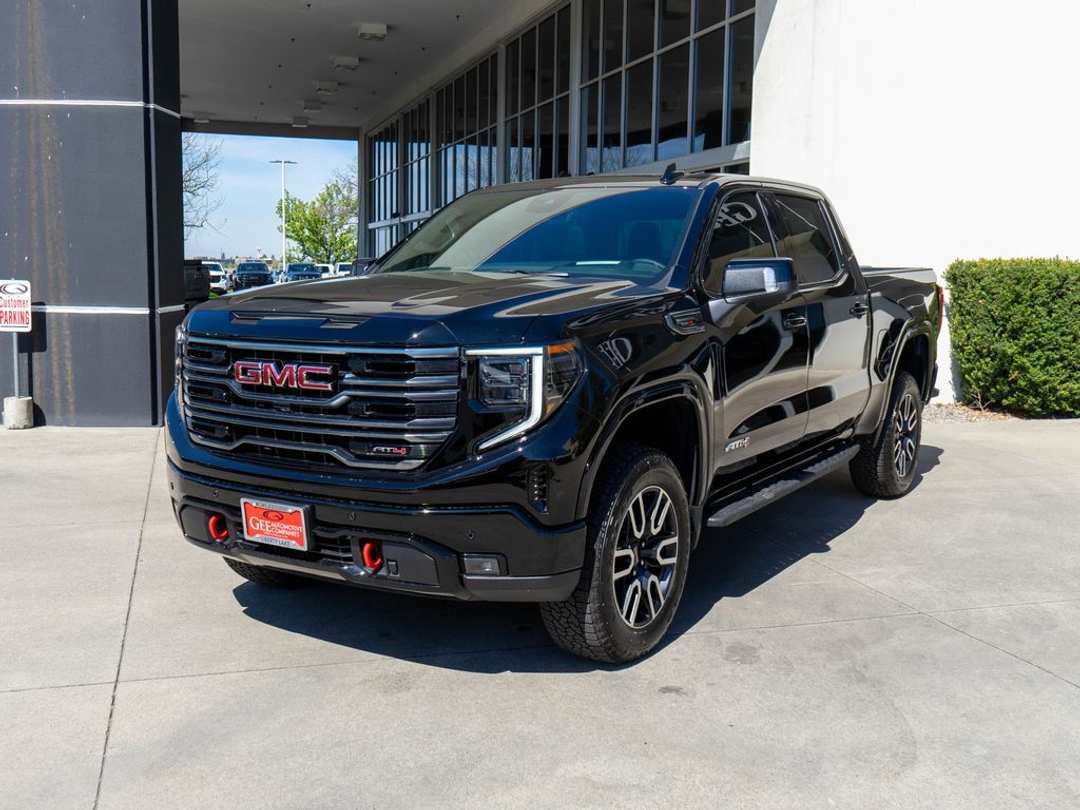 2026 GMC Sierra 1500 AT4 - Image 3