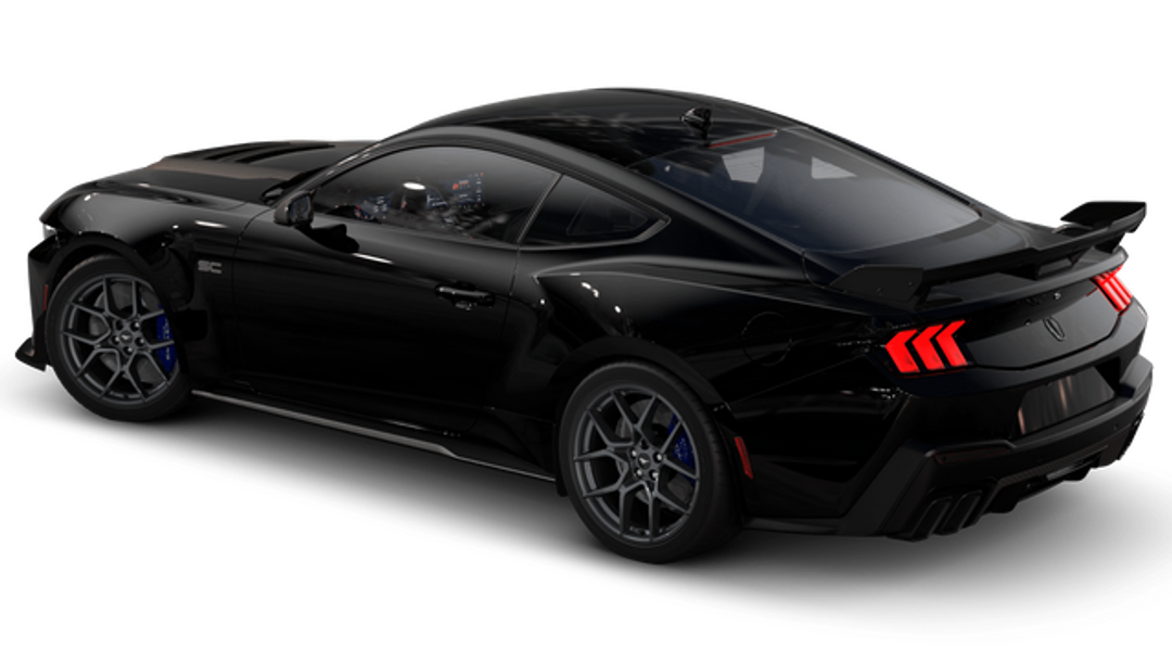 2026 Ford Mustang Dark Horse - Image 2