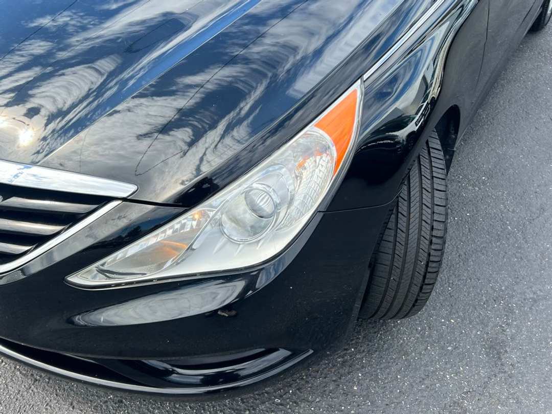 2012 Hyundai Sonata GLS - Image 3