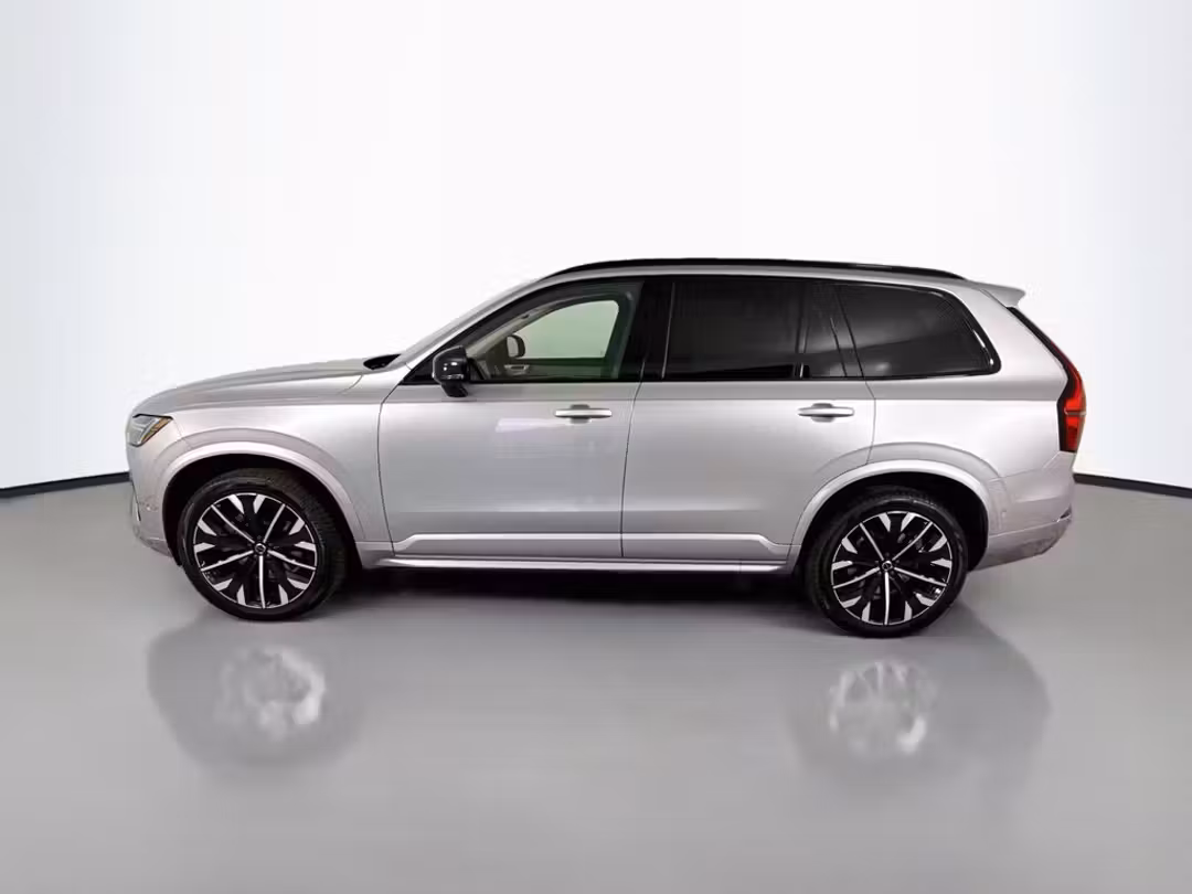 2027 Volvo Xc90 B6 Ultra - Image 2