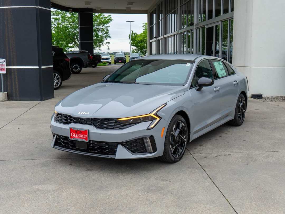 2026 Kia K5 GTLine - Image 3