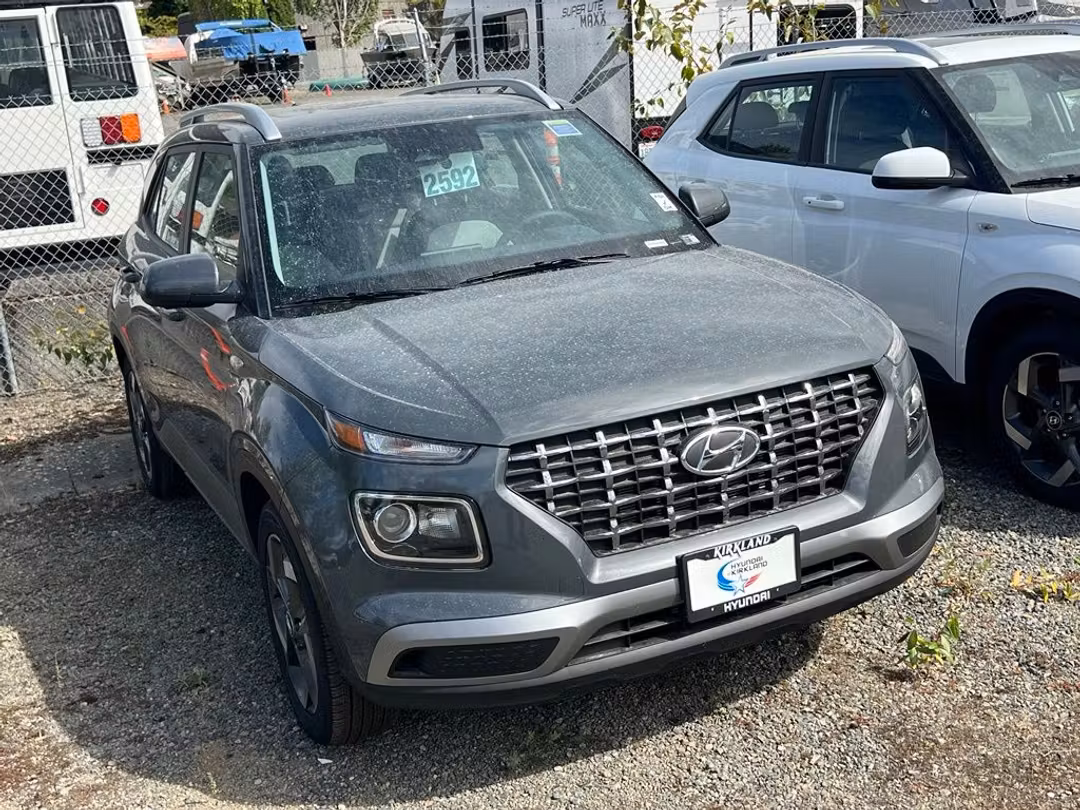 2026 Hyundai Venue SEL - Image 3