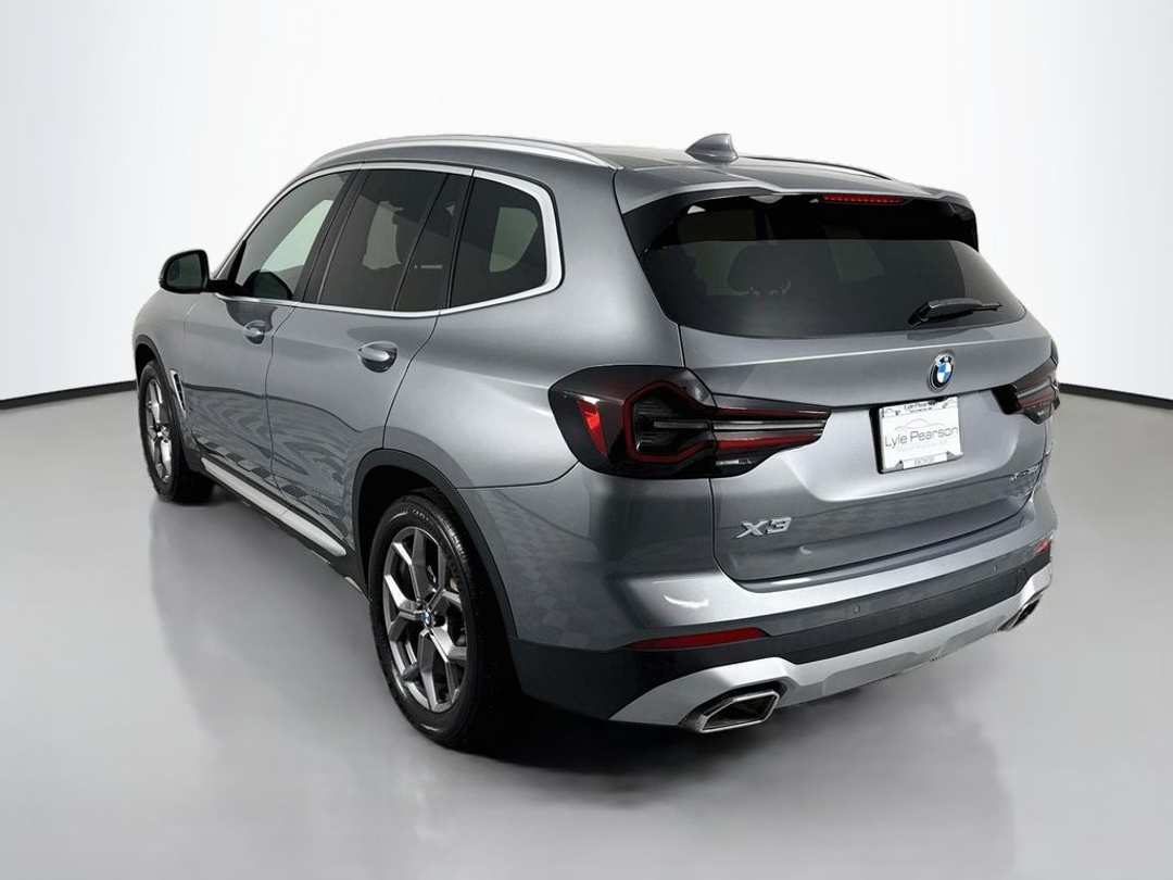2023 BMW X3 xDrive30i - Image 3