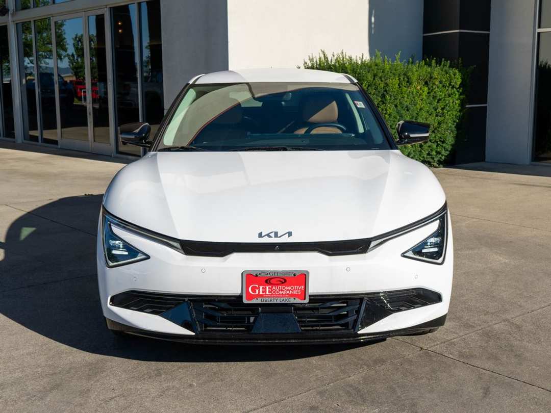 2026 Kia Ev6 Wind - Image 2