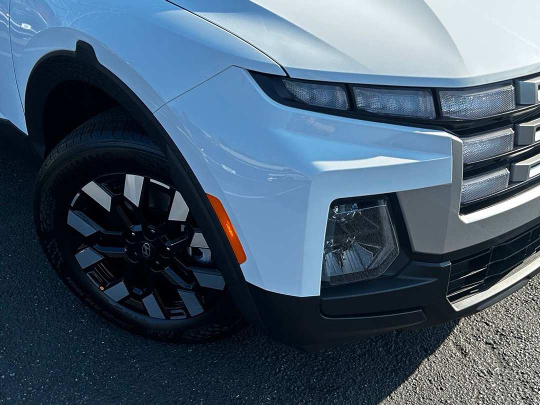 2026 Hyundai Santa Cruz SEL - Image 2