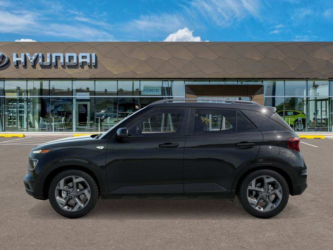 2026 Hyundai Venue SEL - Image 3