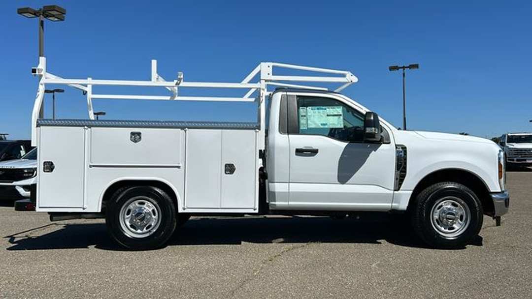 2026 Ford F-250Sd XL - Image 2