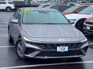 2025 Hyundai Elantra SE